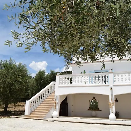 Meridiana Al Mare בית נופש *